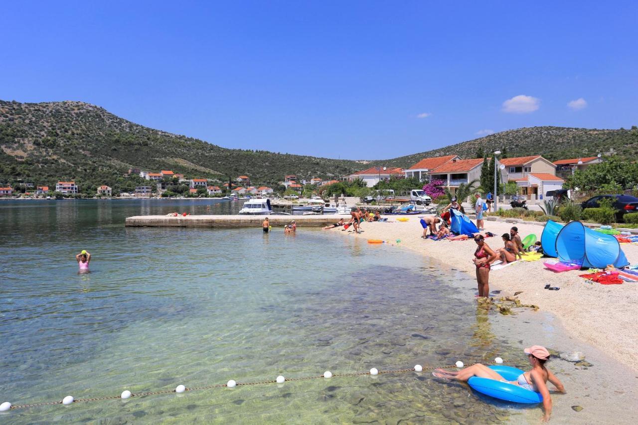 Seaside Holiday House Poljica, Trogir - 5161 산책길 외부 사진